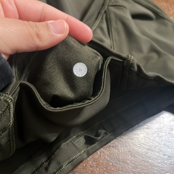 Lululemon legging - Picture 5 of 6